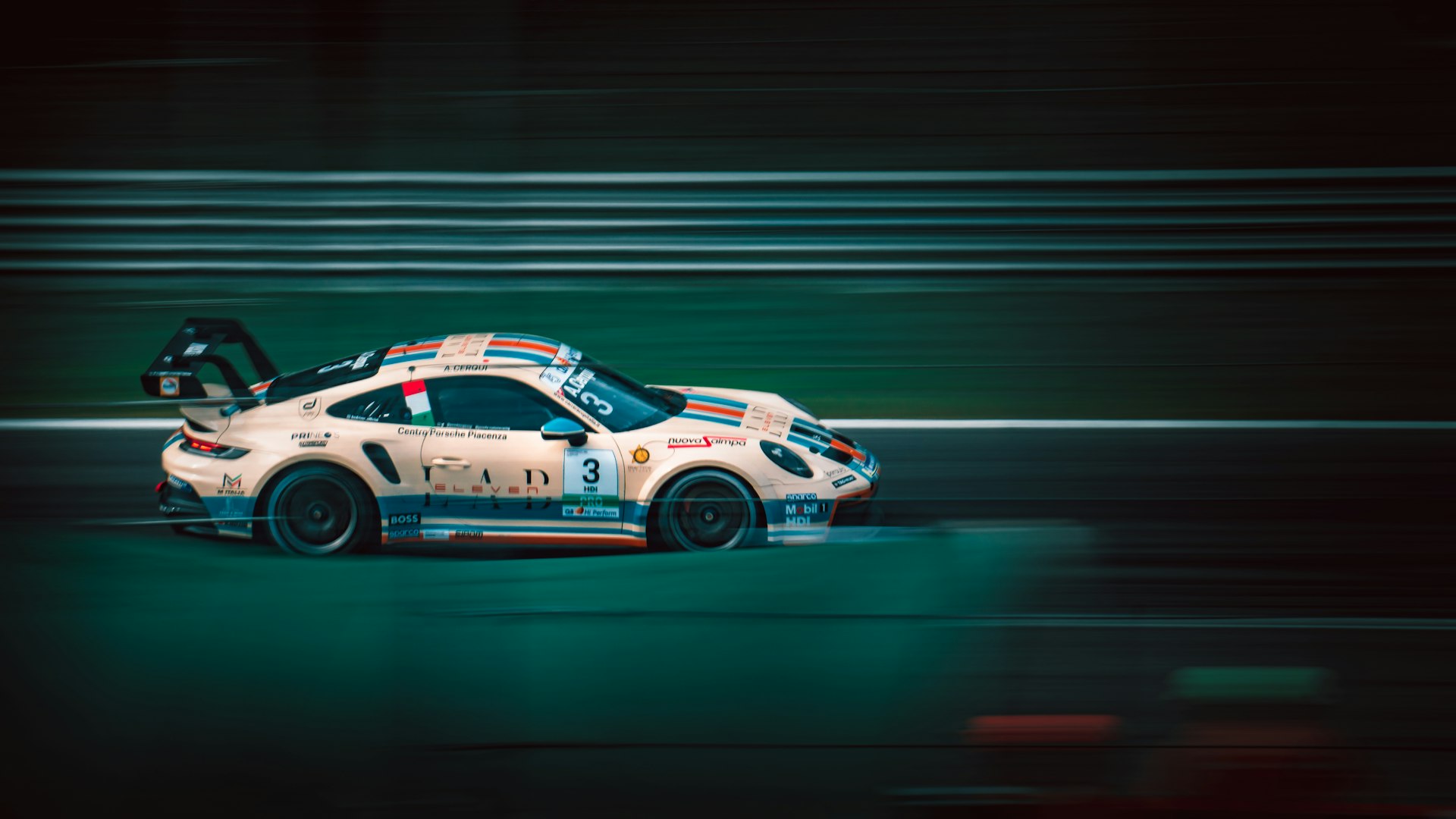 Porsche GT3 on circuit